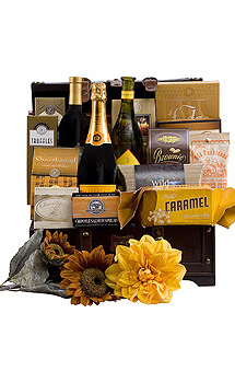 A TRAVELING FEAST WINE GIFT BASKET 